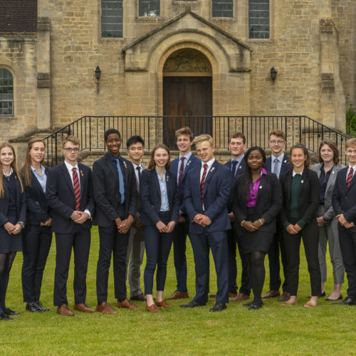 wycliffe senior pupils group photo