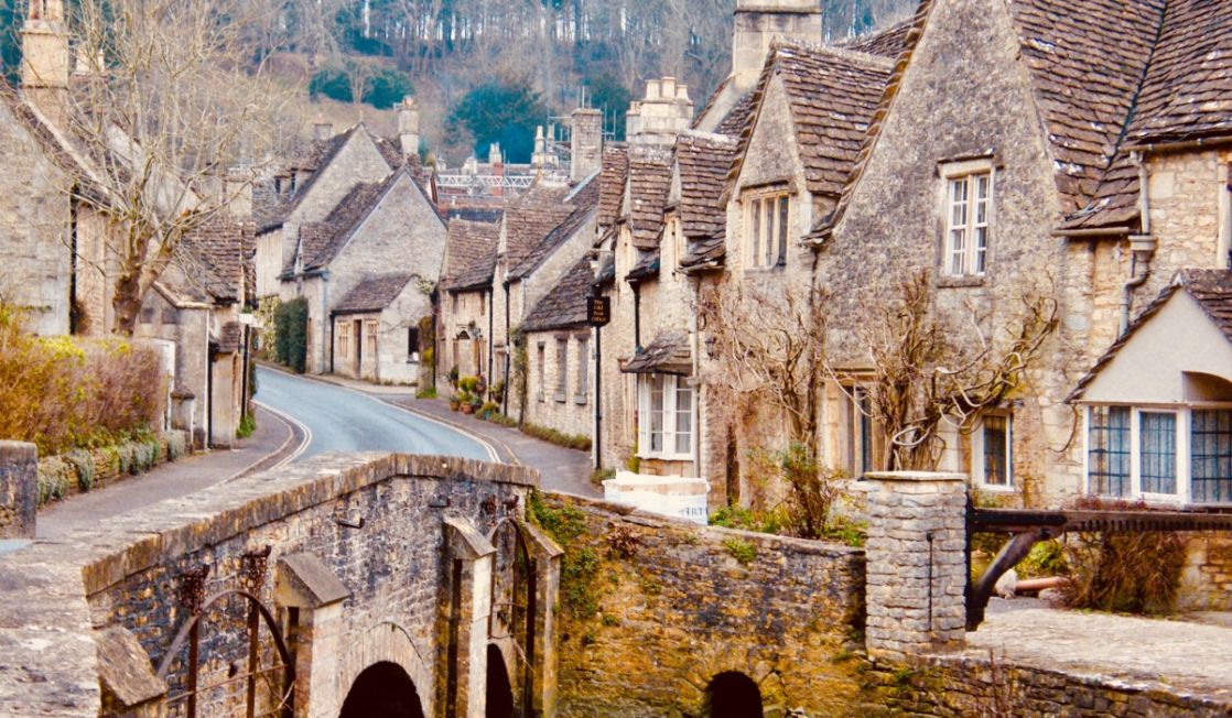 Cotswolds village cottages