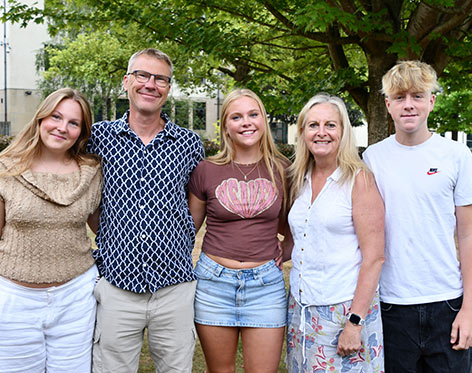 Aoife W and family
