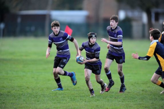 wycliffe pupils playing rugby