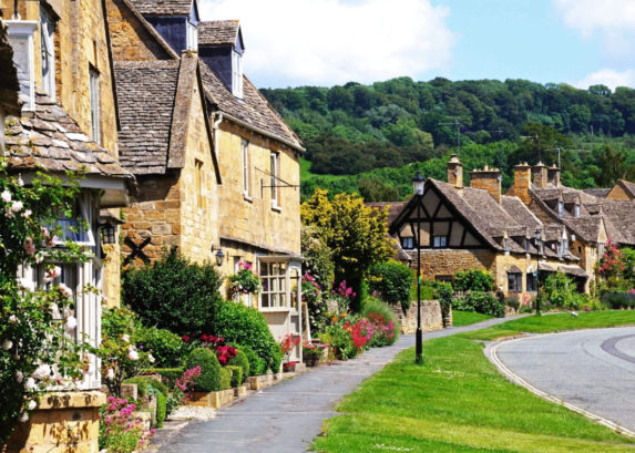 Cotswolds village cottages