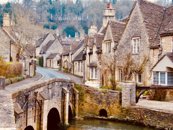 Cotswolds village cottages