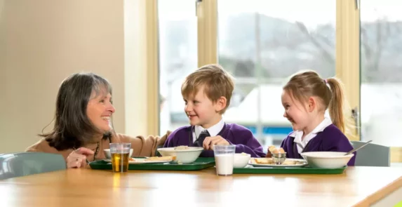 wycliffe-children-enjoying-a-hot-lunch-one-of-the-benefits-of-nursery-at-wycliffe